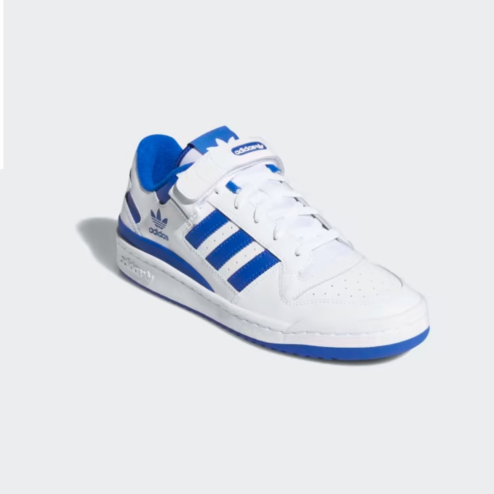 Adidas forum low sneaker